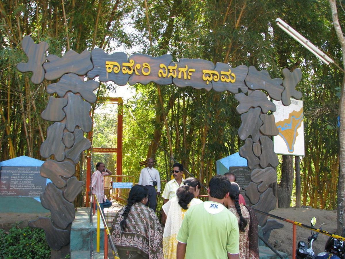 Sri Lakshmi Estates Apartment Siddapura  ภายนอก รูปภาพ