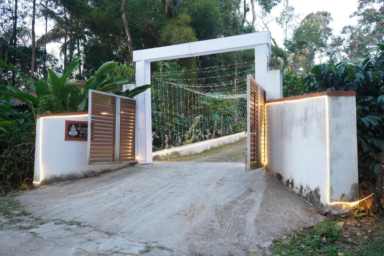 Sri Lakshmi Estates Apartment Siddapura  ภายนอก รูปภาพ