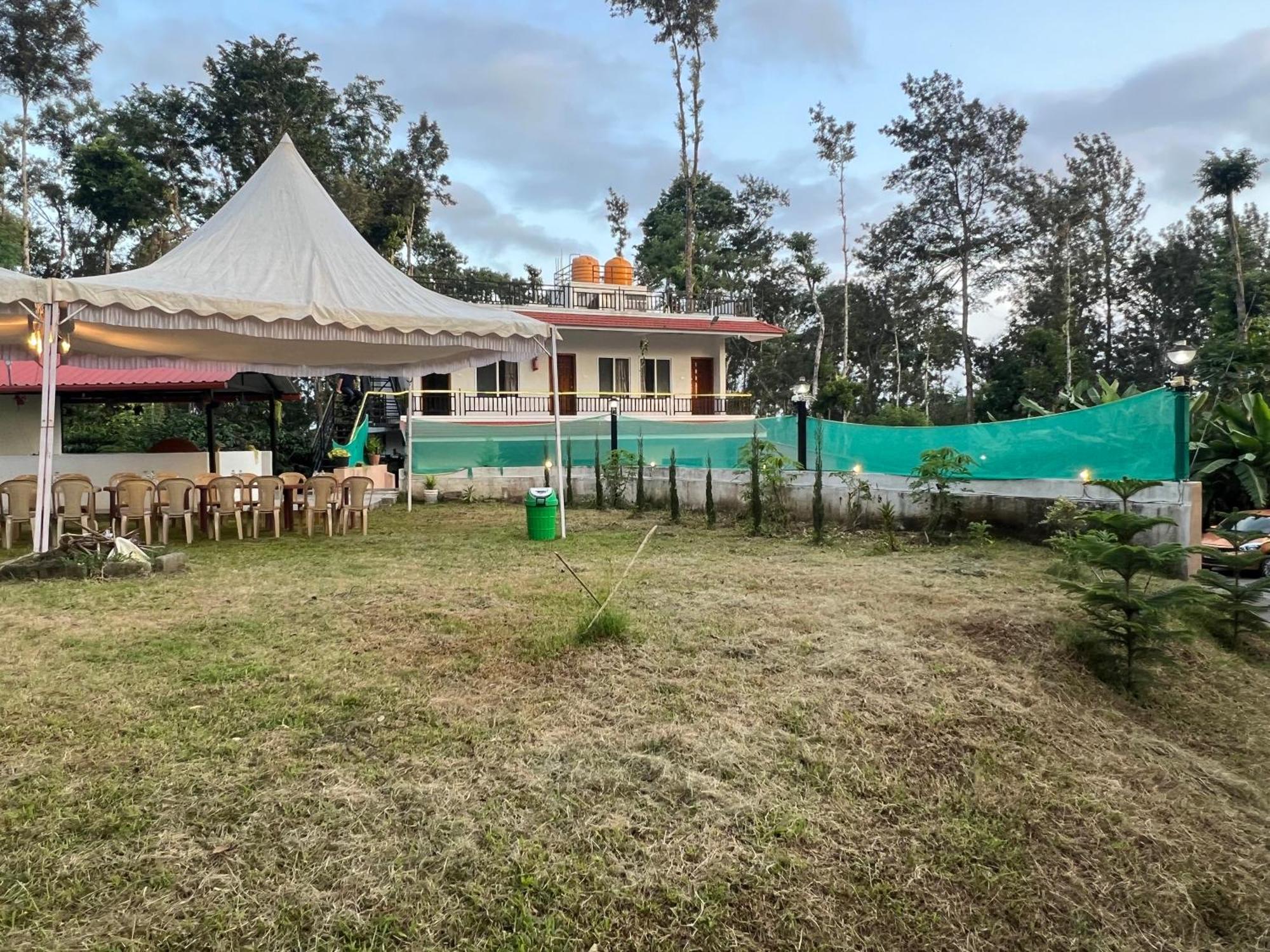 Sri Lakshmi Estates Apartment Siddapura  ภายนอก รูปภาพ