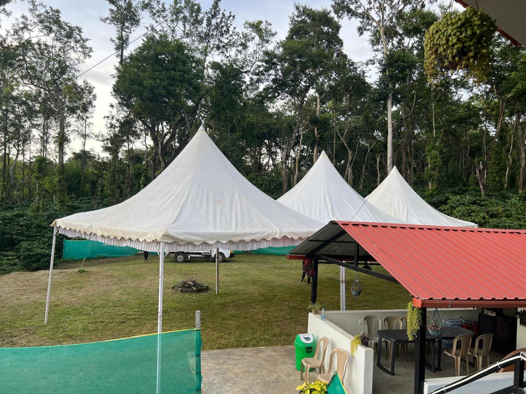 Sri Lakshmi Estates Apartment Siddapura  ภายนอก รูปภาพ